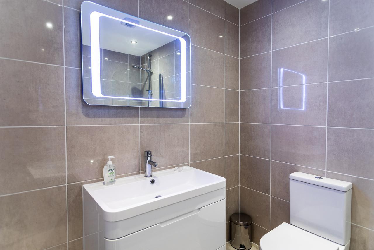 Life Serviced - Old Town Apartment Swindon